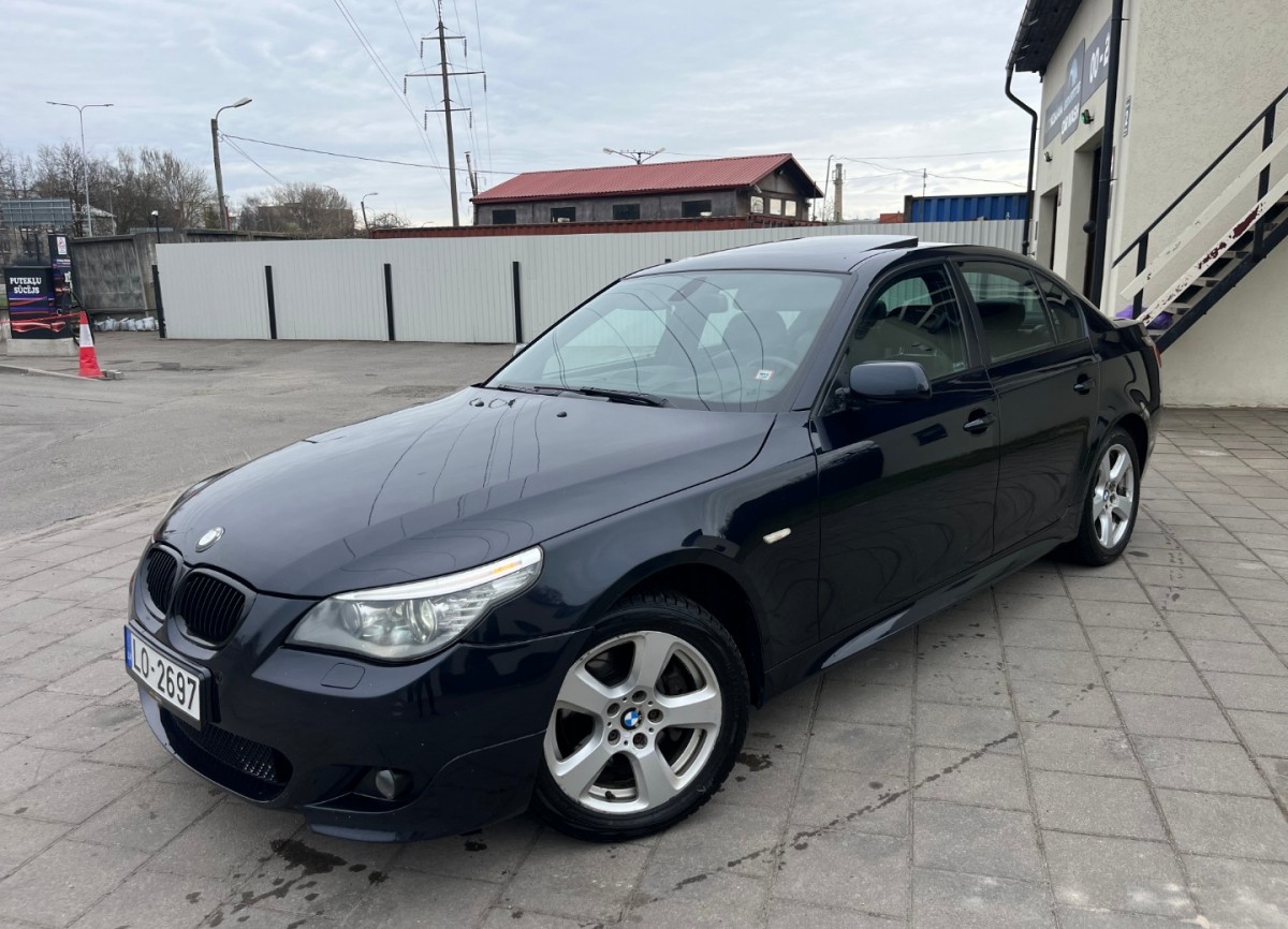 BMW 530