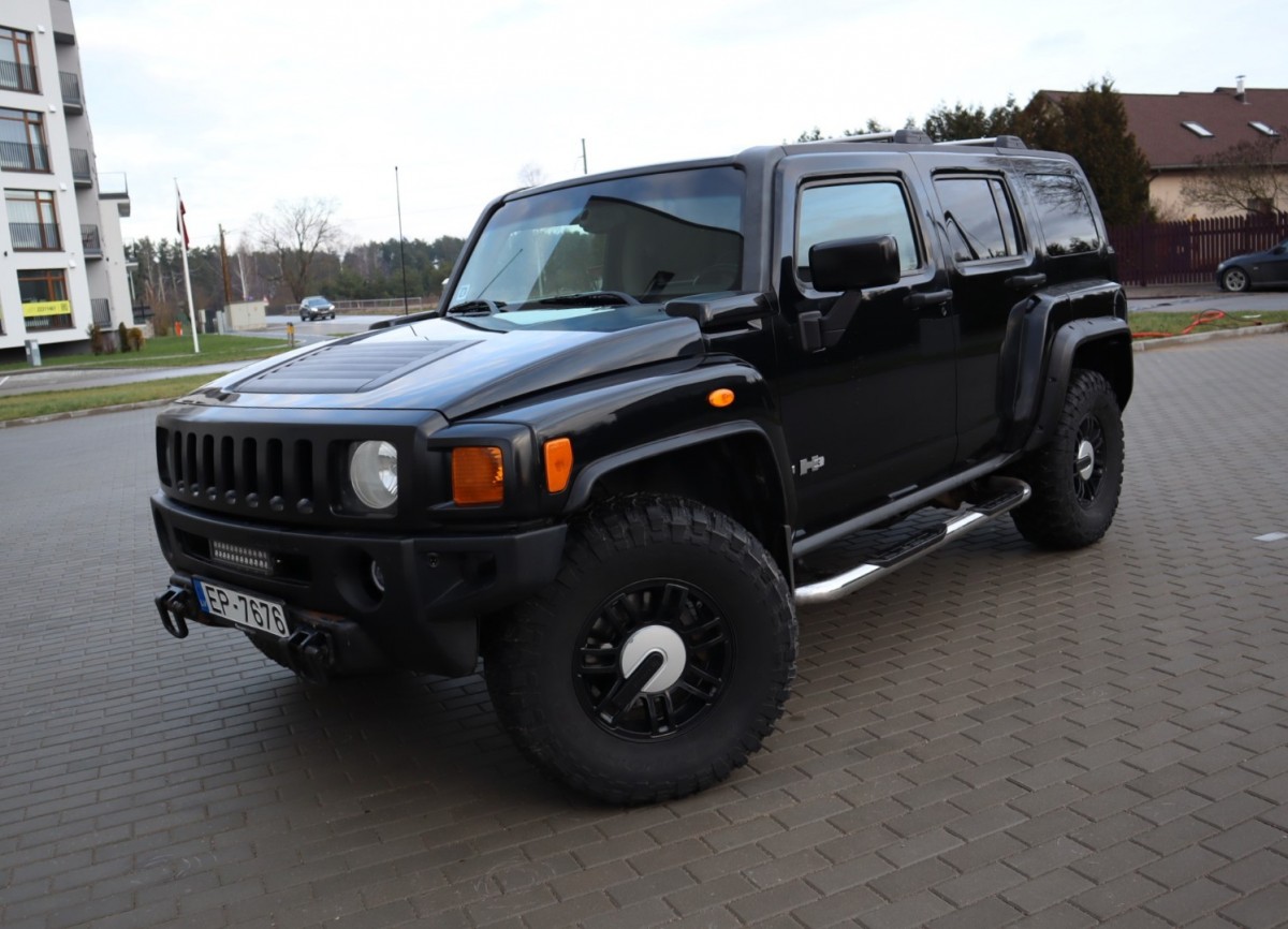 Hummer H3