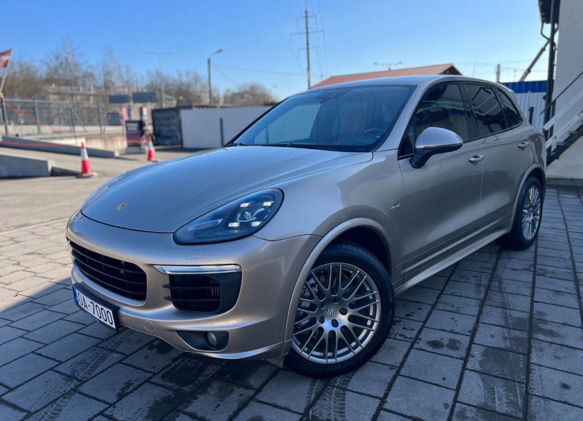 Porsche Cayenne S