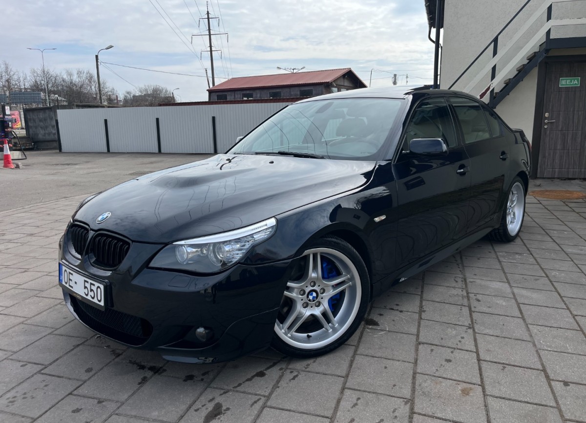 BMW 550