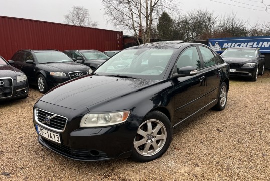 Volvo S40