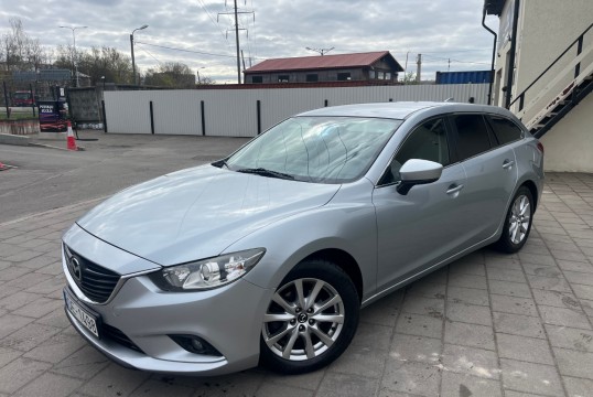 Mazda 6