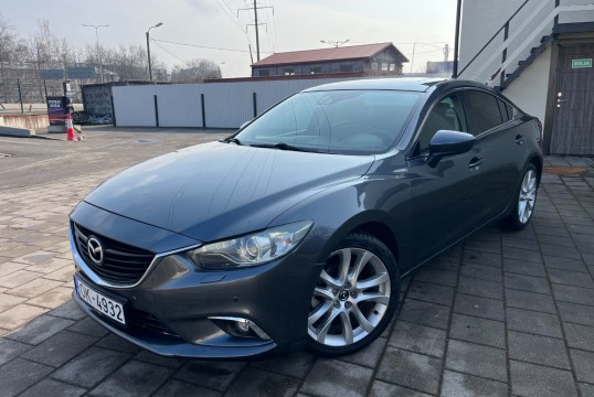 Mazda 6