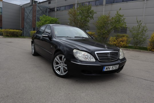 Mercedes-Benz S400