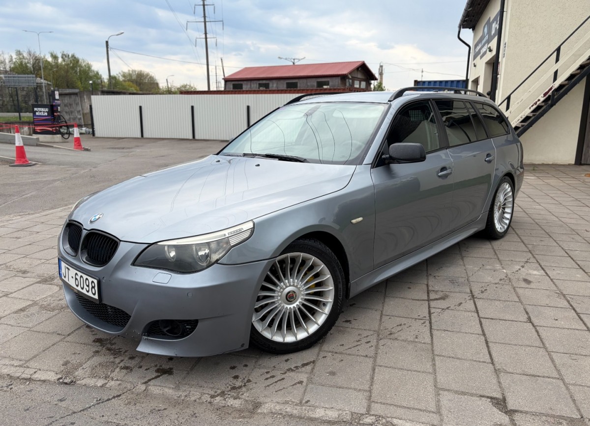 BMW 525