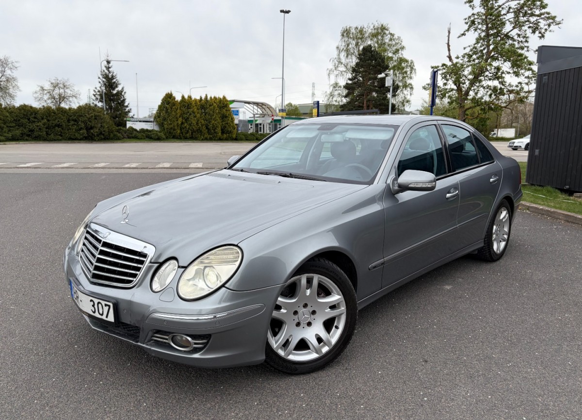 Mercedes-Benz E280