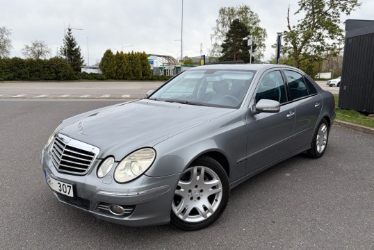 Mercedes-Benz E280