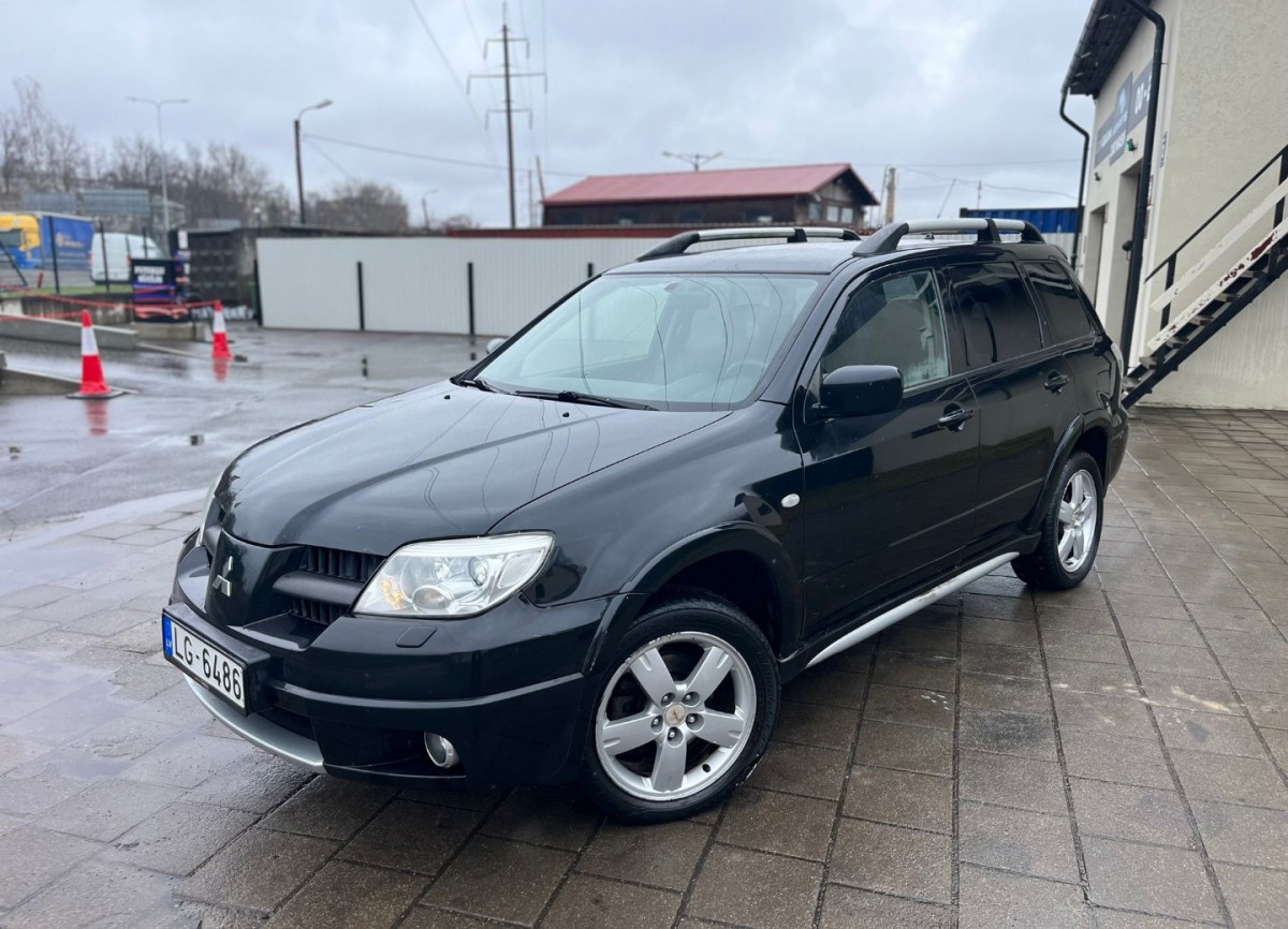 Mitsubishi Outlander