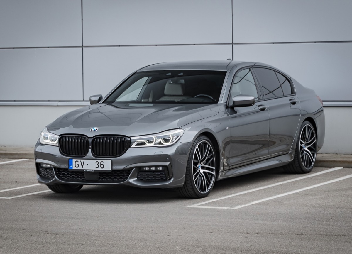 BMW 730