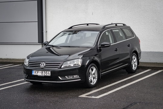 VW Passat (B7)