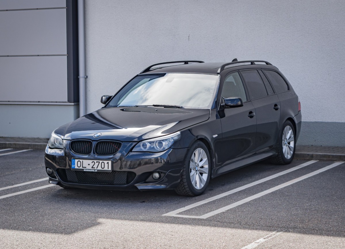 BMW 530