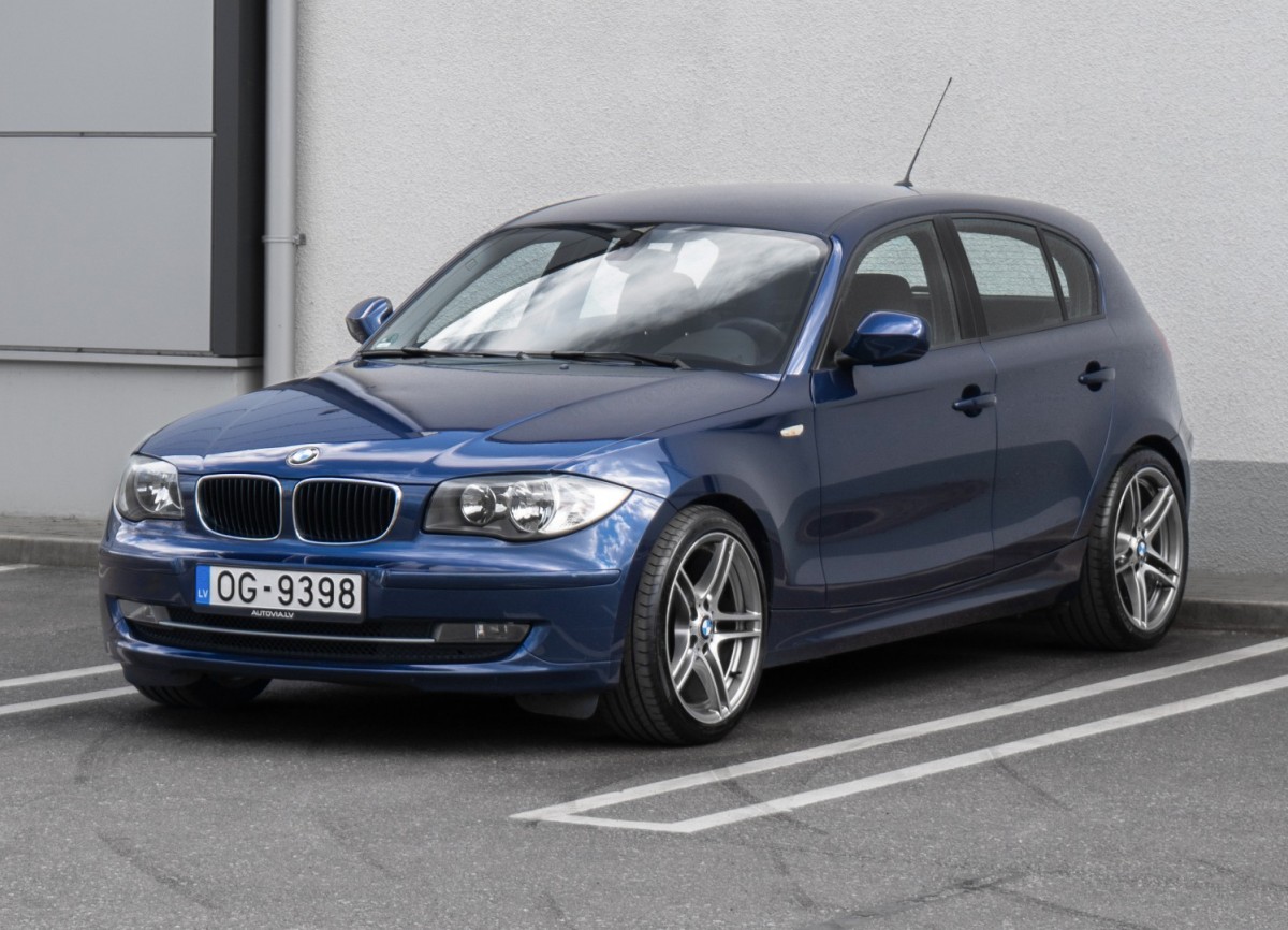 BMW 118