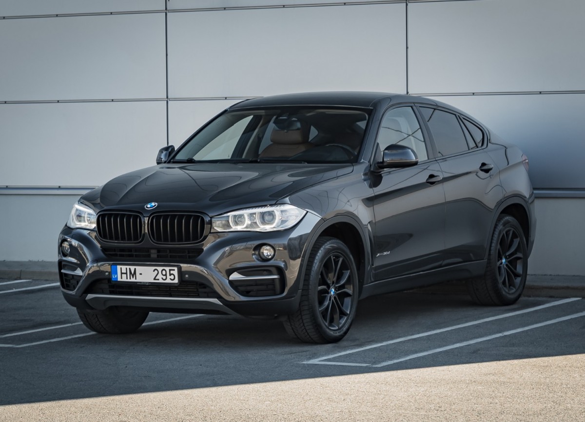 BMW X6