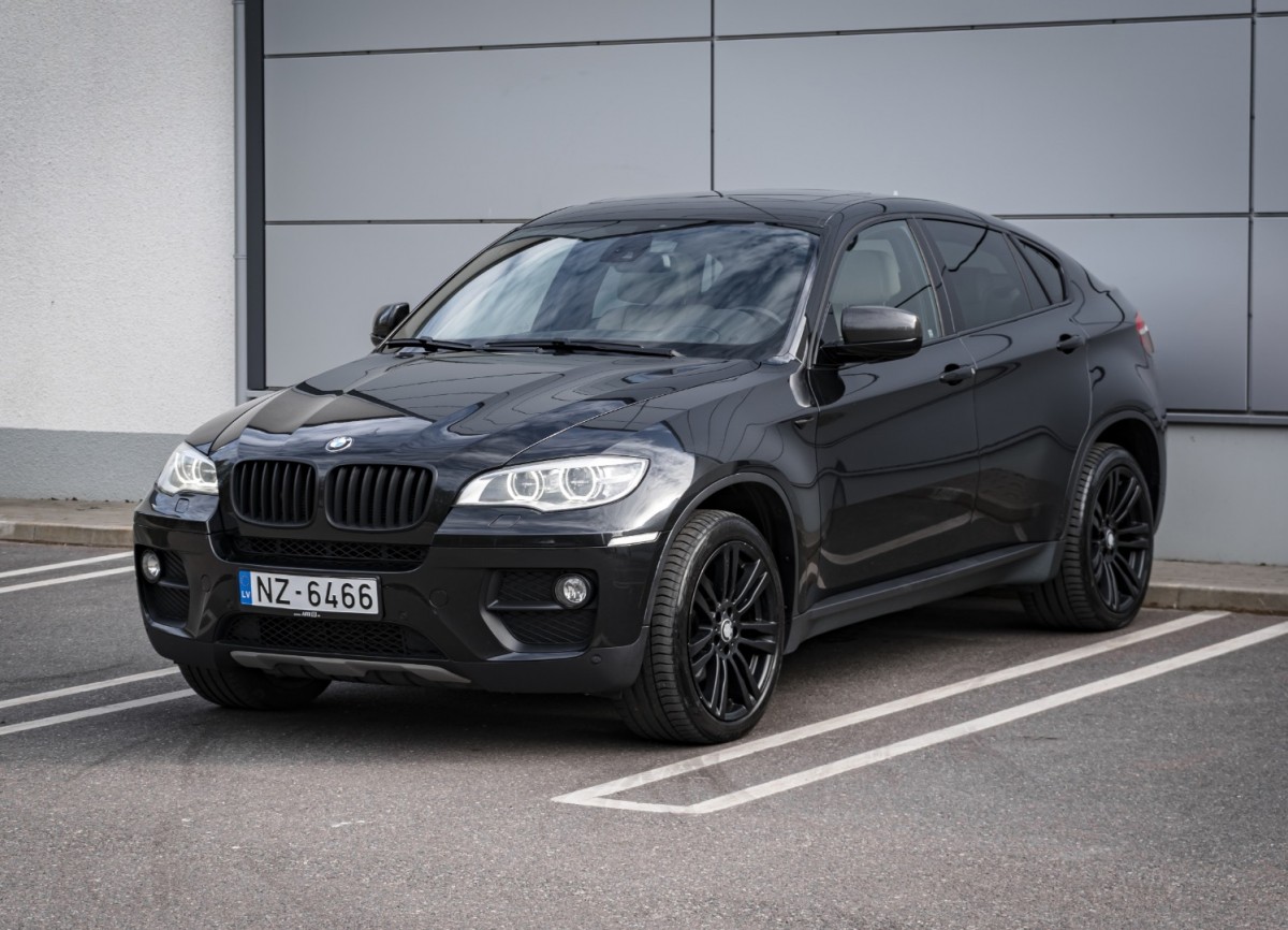 BMW X6