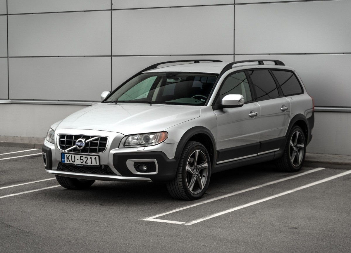 Volvo XC70