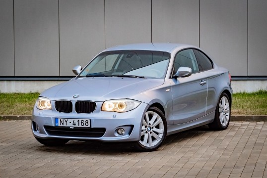 BMW 120