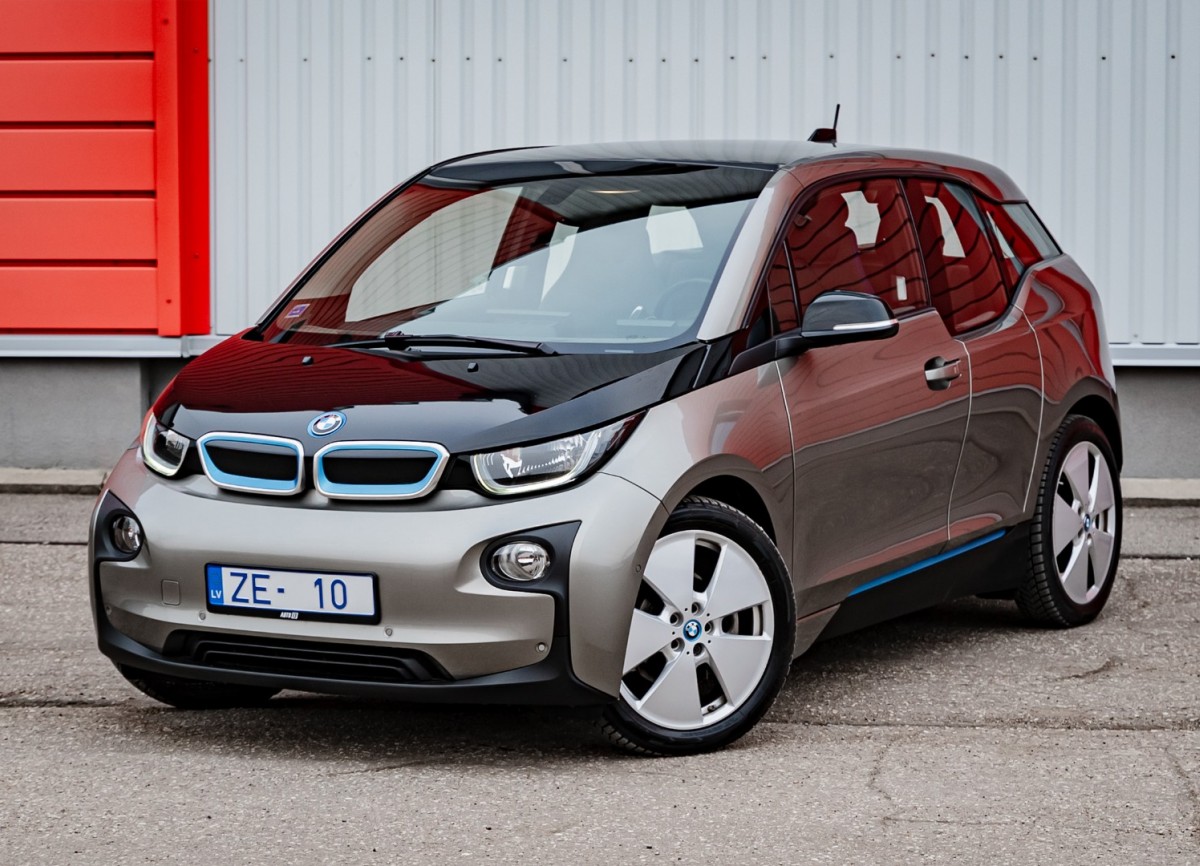 BMW i3