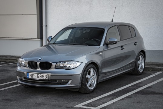 BMW 120