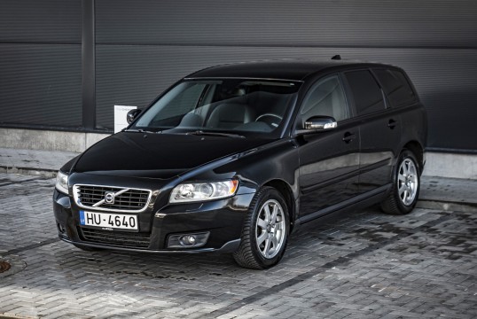 Volvo V50