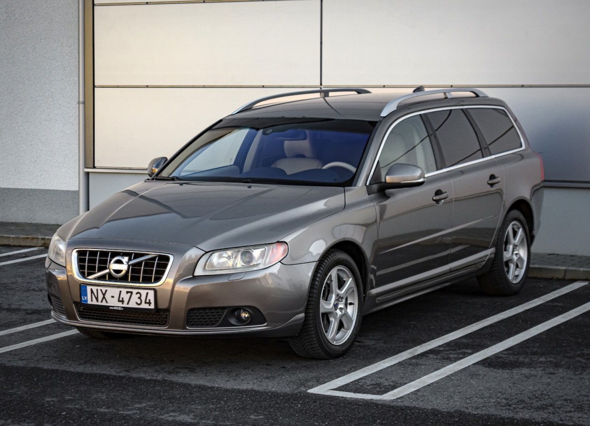 Volvo V70