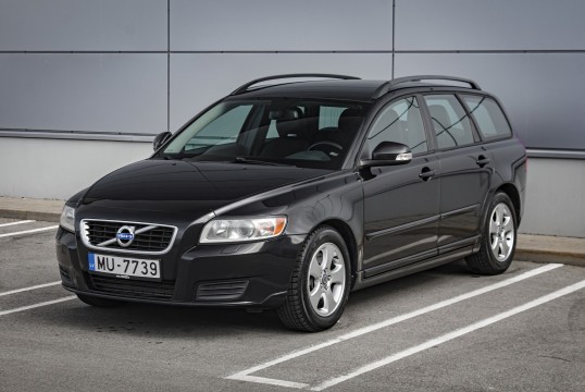 Volvo V50
