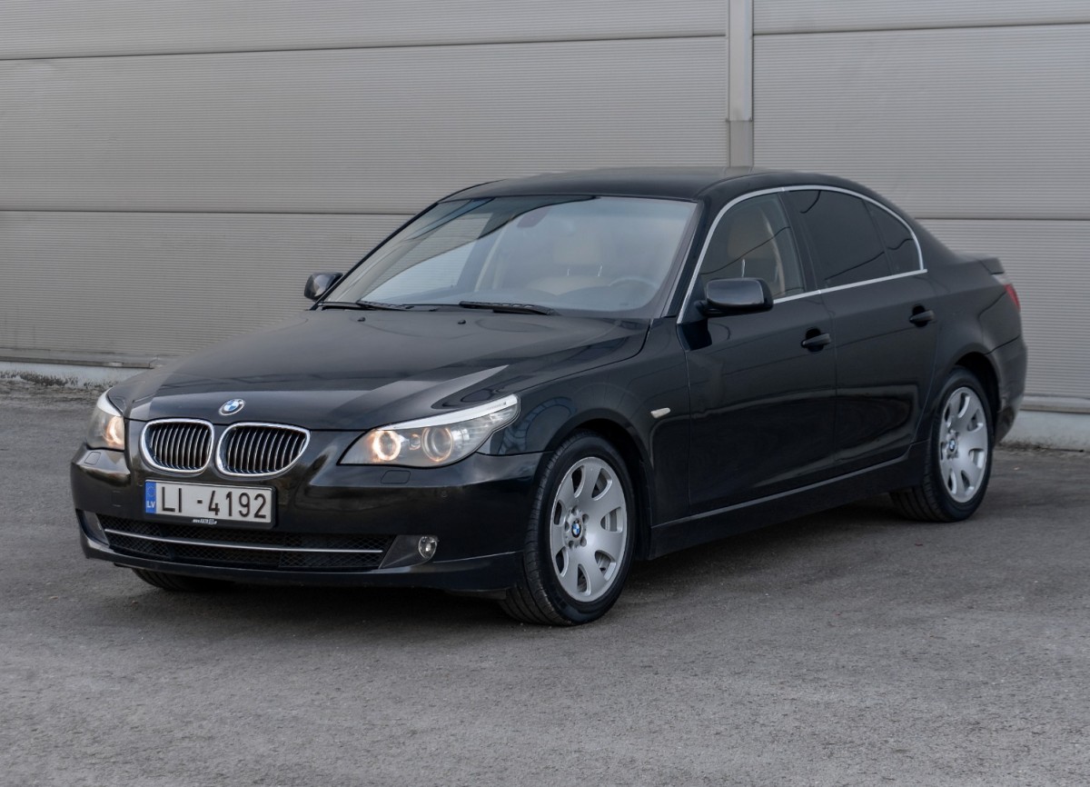 BMW 530