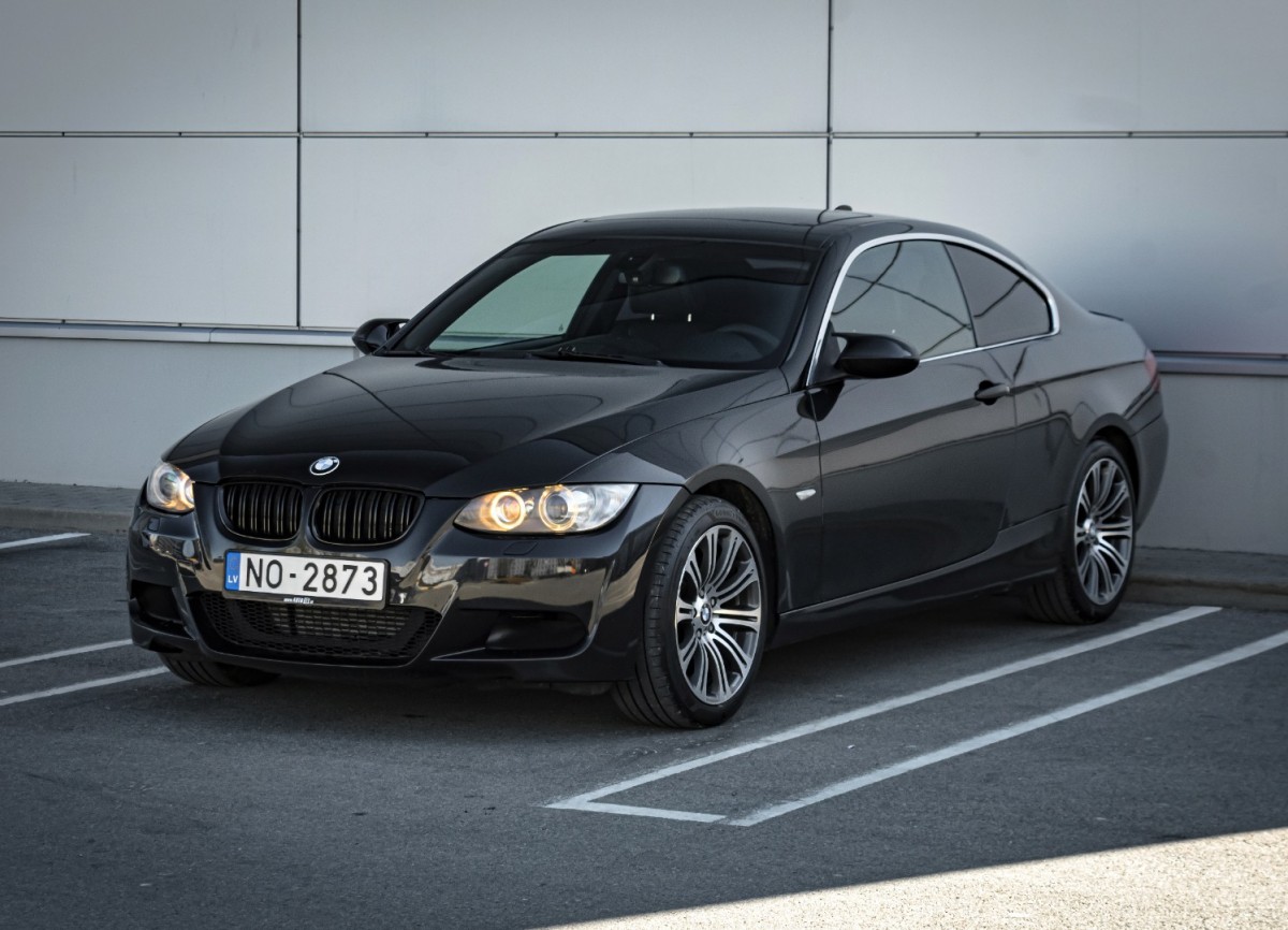 BMW 320