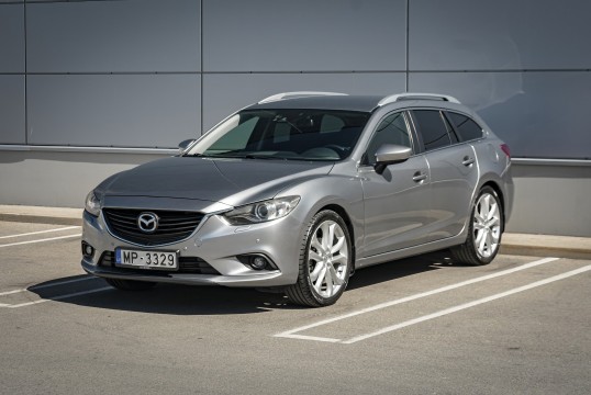 Mazda 6