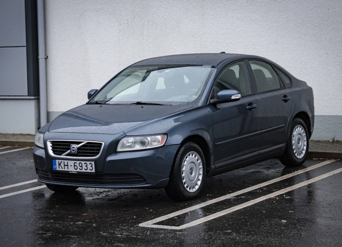 Volvo S40