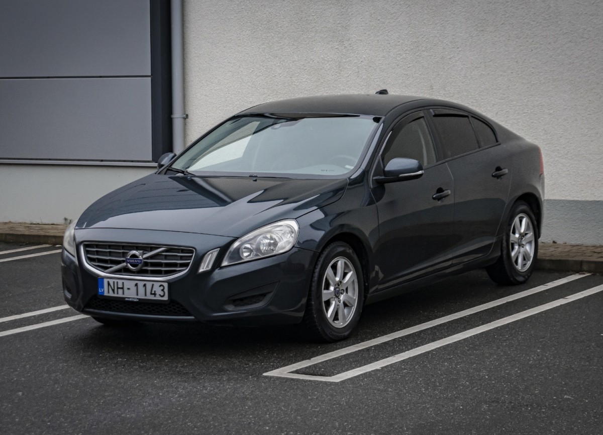 Volvo S60