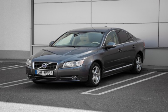 Volvo S80