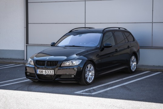 BMW 325