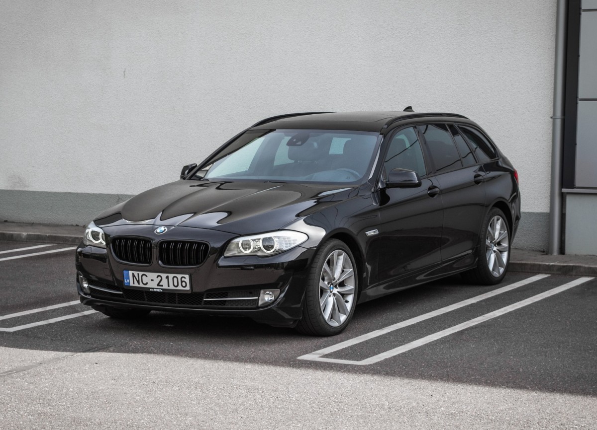 BMW 530