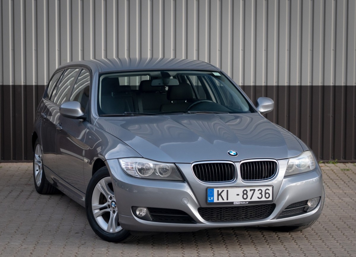 BMW 320