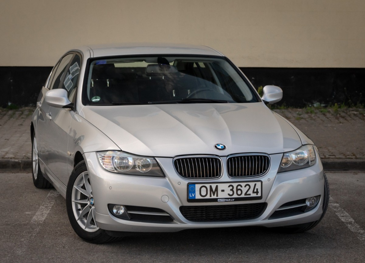 BMW 320
