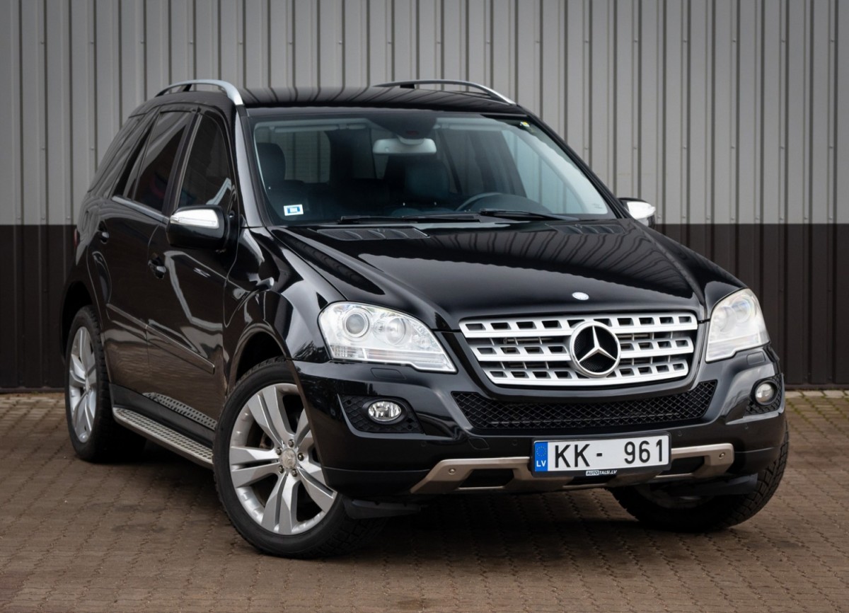 Mercedes-Benz ML320