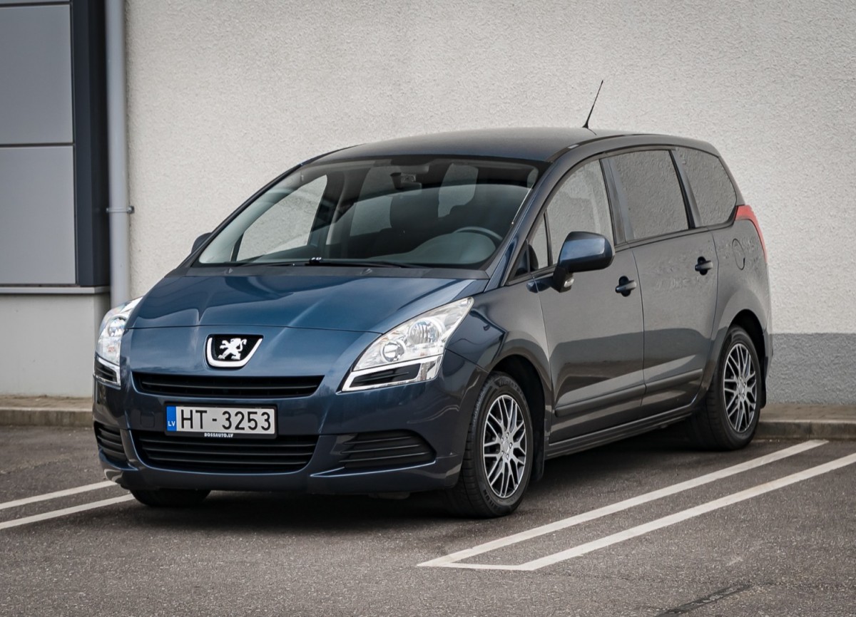 Peugeot 5008