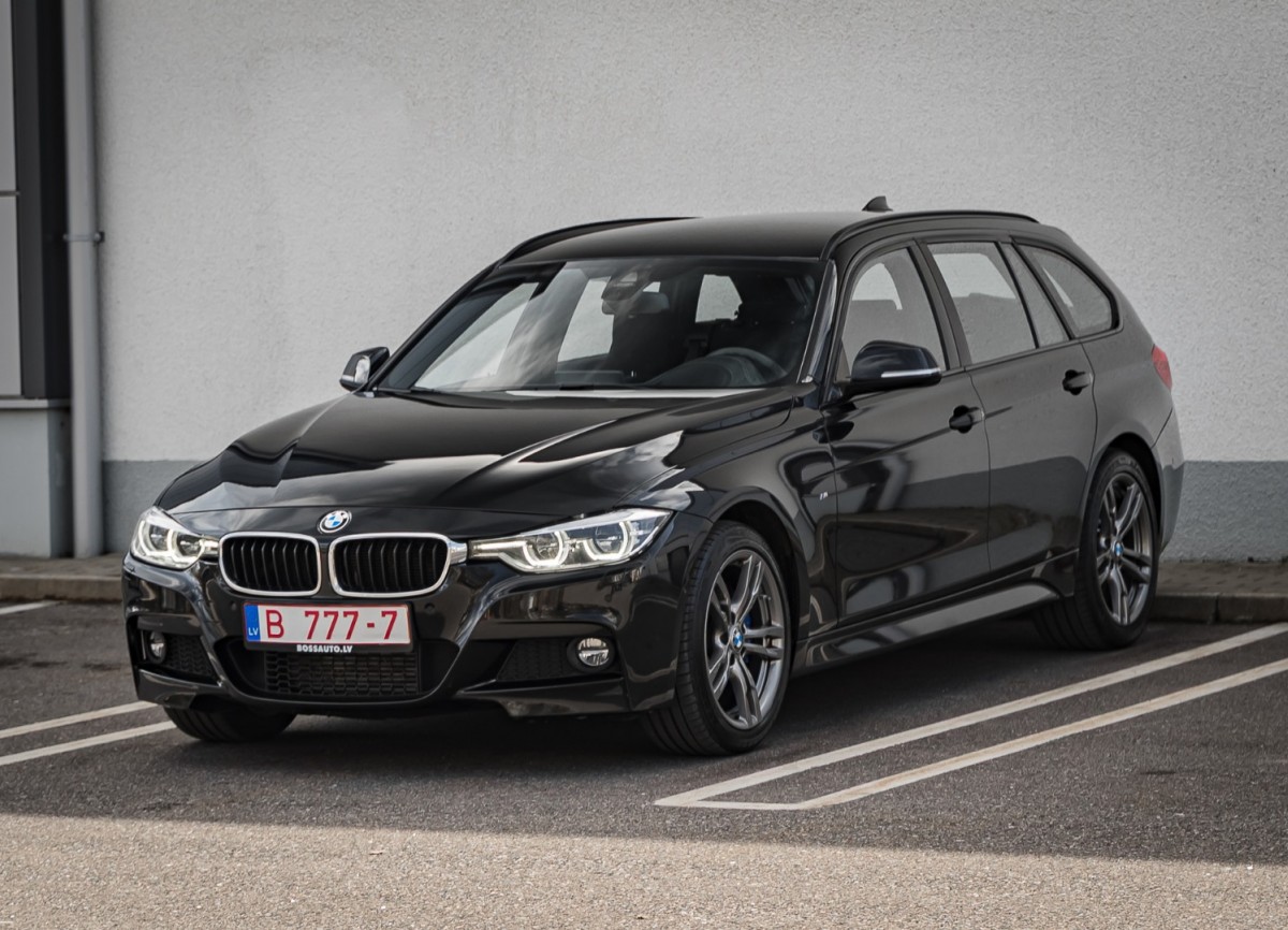 BMW 320