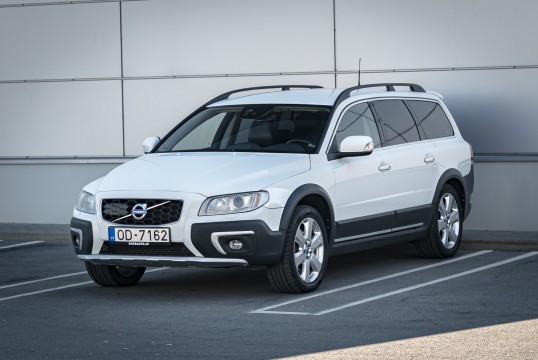 Volvo XC70