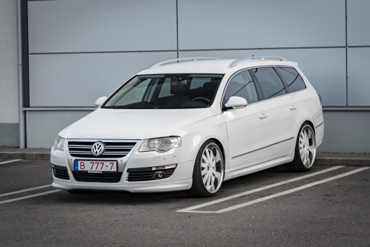 VW Passat (B6)