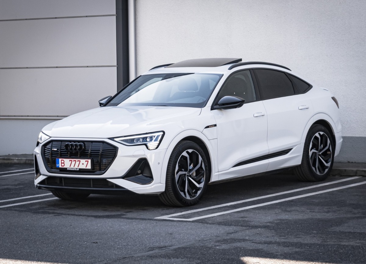 Audi e-tron
