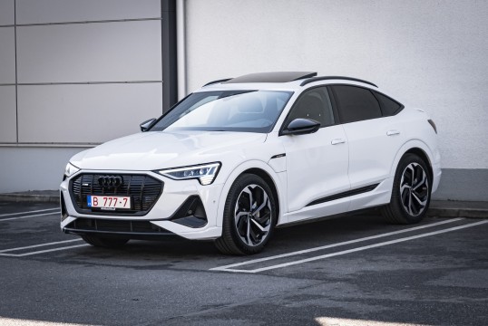 Audi e-tron