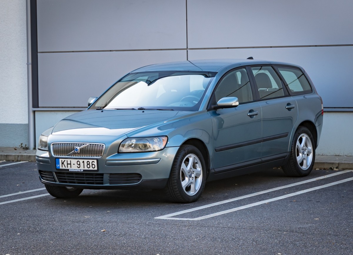Volvo V50