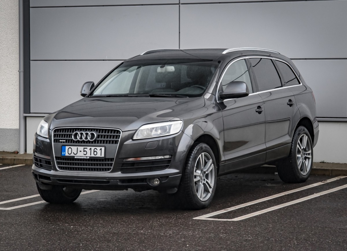 Audi Q7
