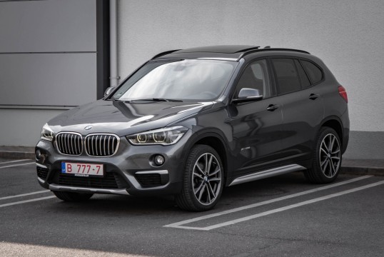 BMW X1