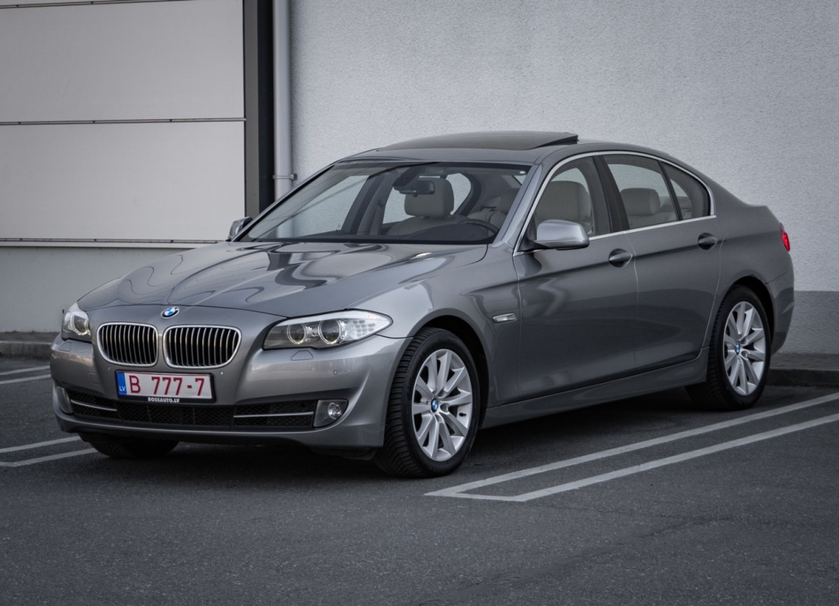 BMW 525