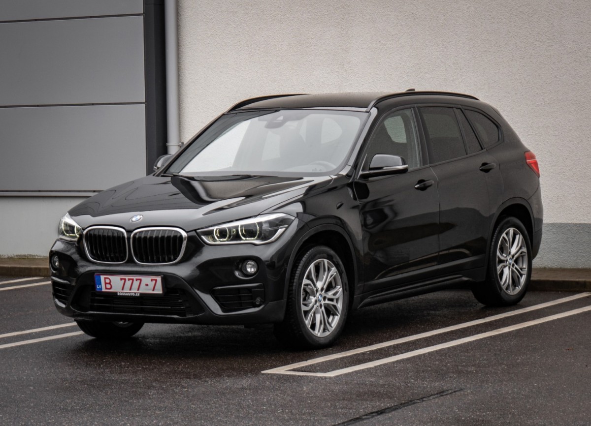 BMW X1