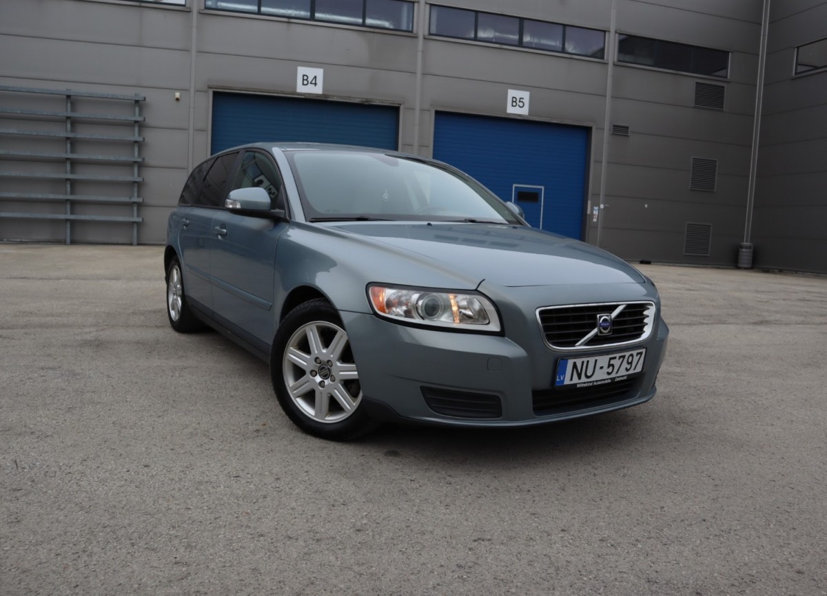 Volvo V50