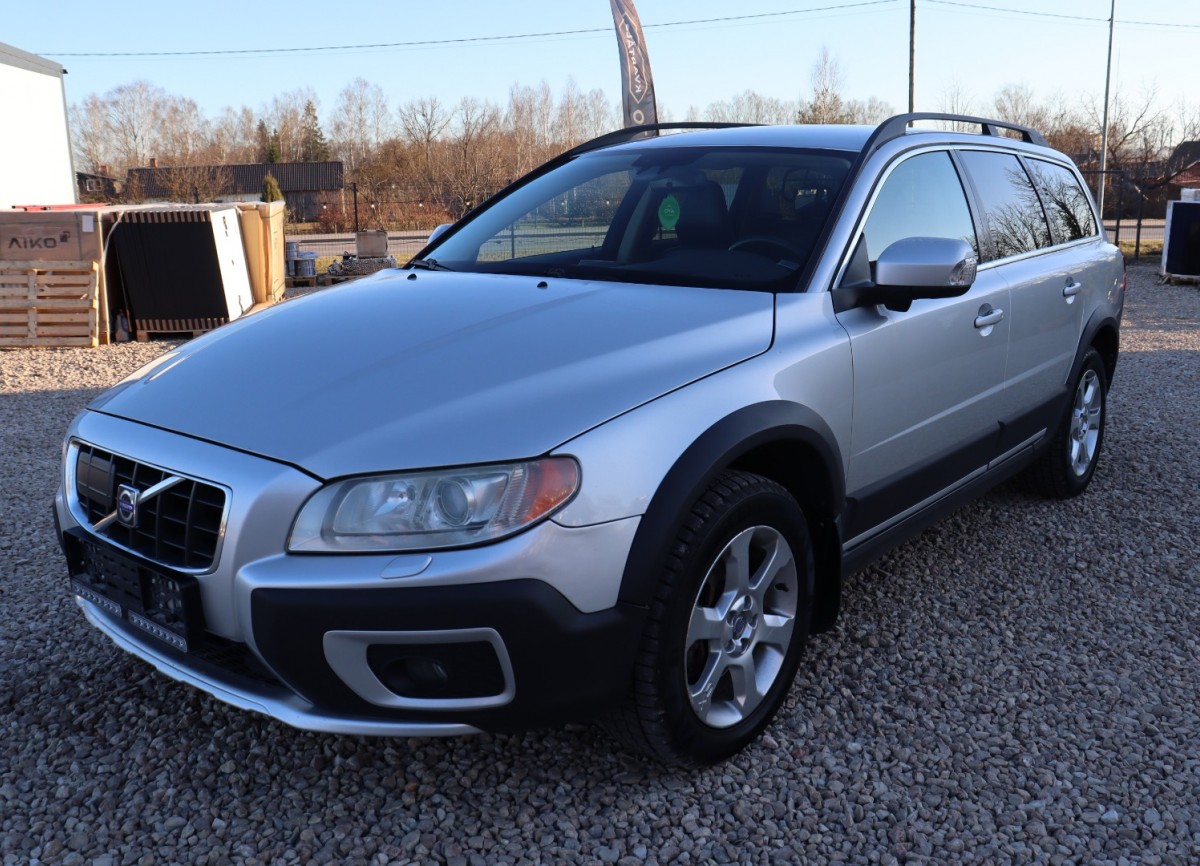 Volvo XC70