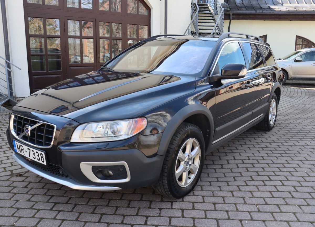 Volvo XC70